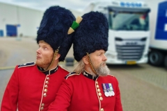 The Kings-Guards - The Queens Guards - British Royal Guards