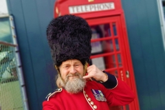 The Kings-Guards - The Queens Guards - British Royal Guards