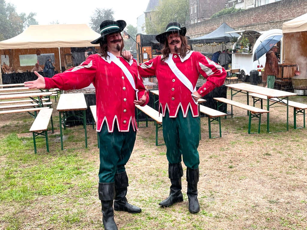 Musketiers in historisch uniform in Maastricht